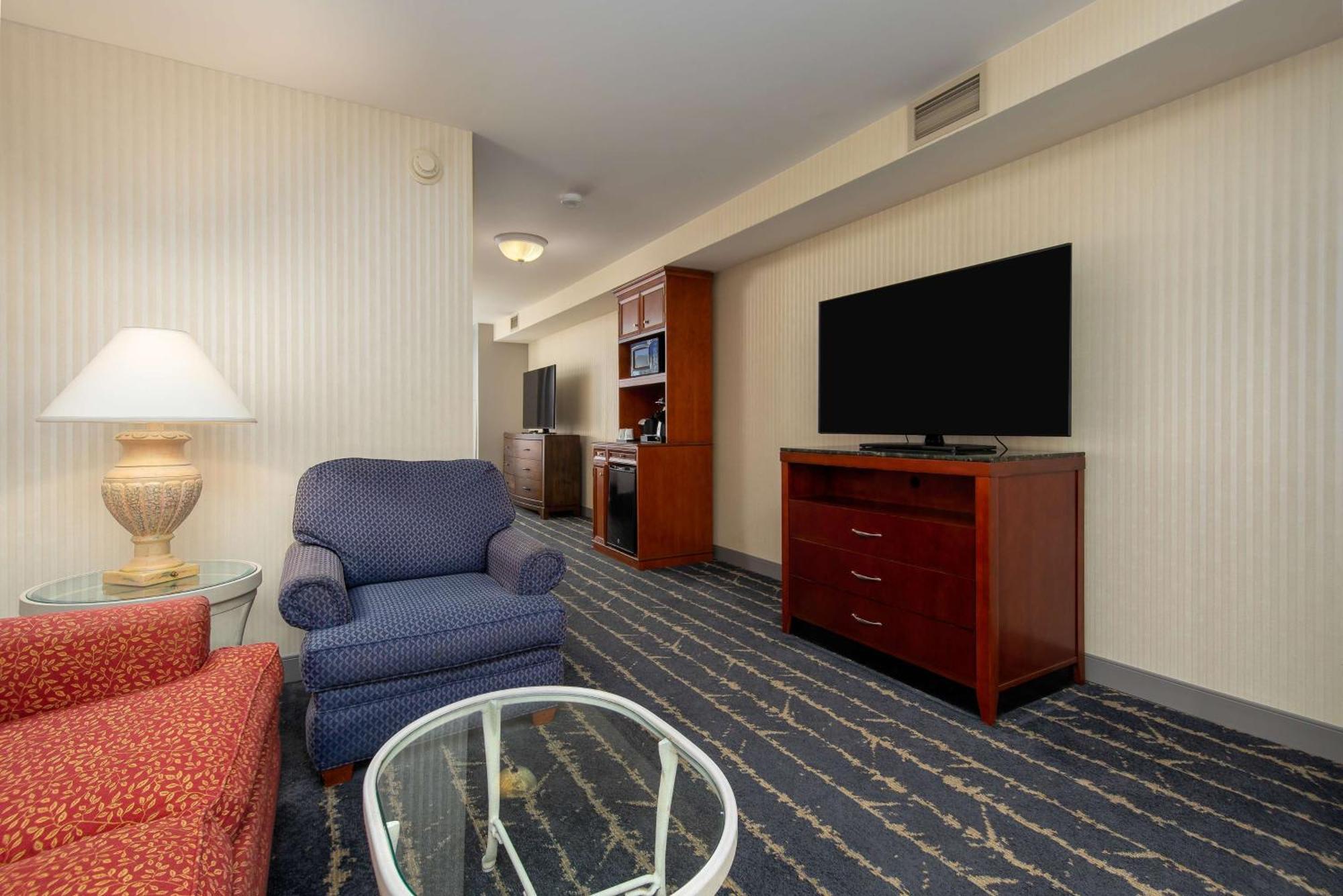 Hilton Garden Inn Milwaukee Northwest Conference Center Luaran gambar